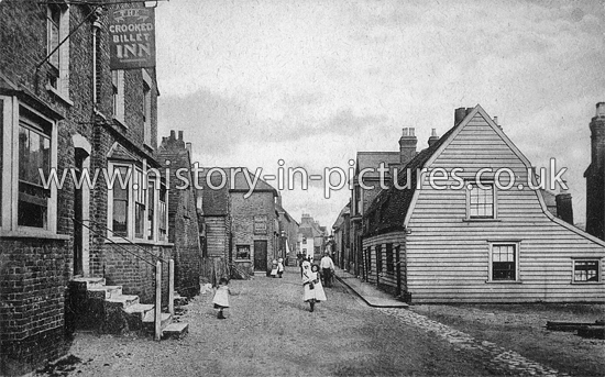 The Crocked Billet Inn and High Street, Leigh-on-Sea, Essex.1917